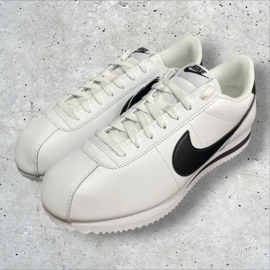 NIKE Cortez "White/Black"