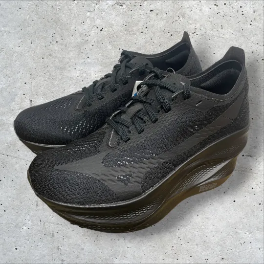 COMME des GARCONS × mizuno WAVE REBELLION PRO